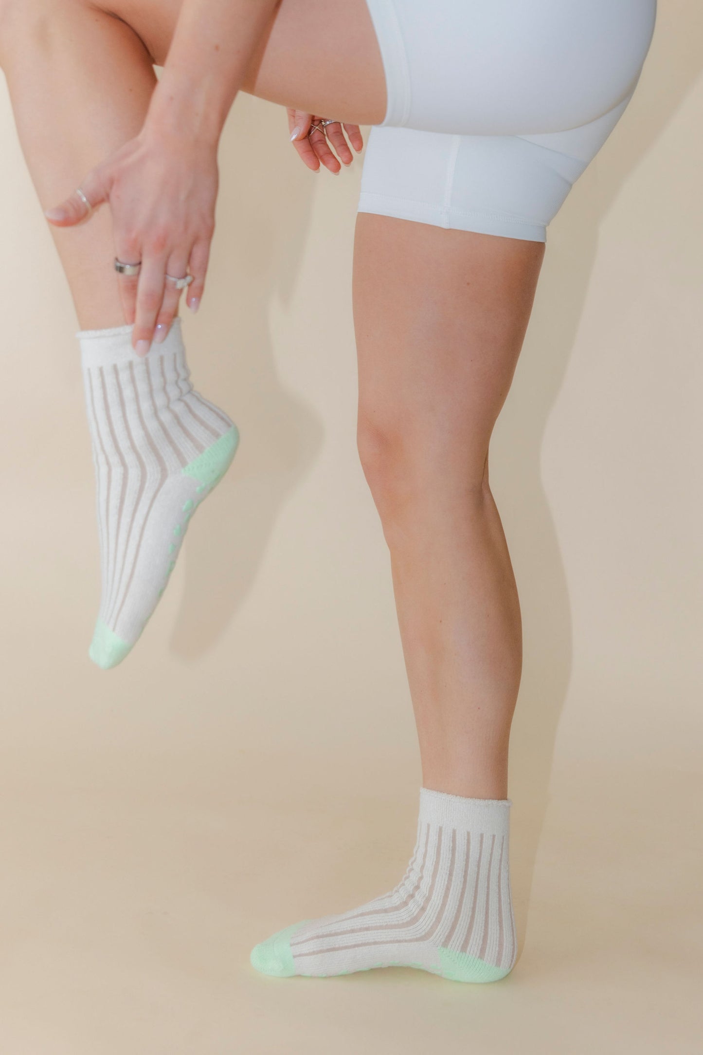 Cream Ribbed Short Grip Socks